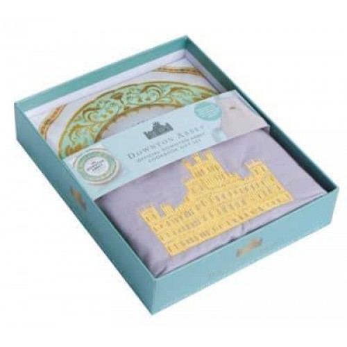 The Official Downton Abbey Cookbook Gift Set (Book and Apron) - Downton Abbey Cookery
