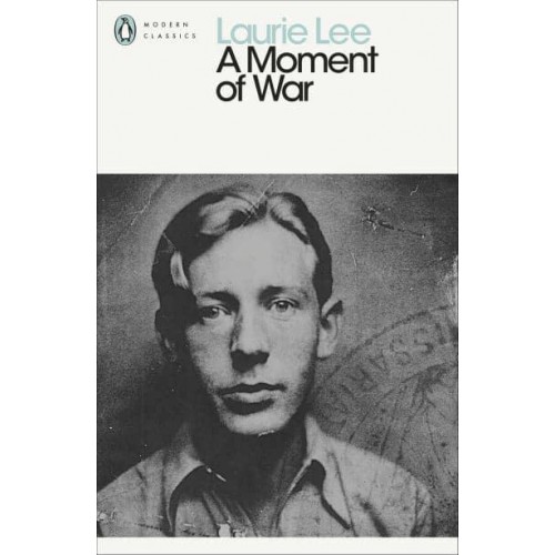 A Moment of War - Penguin Modern Classics